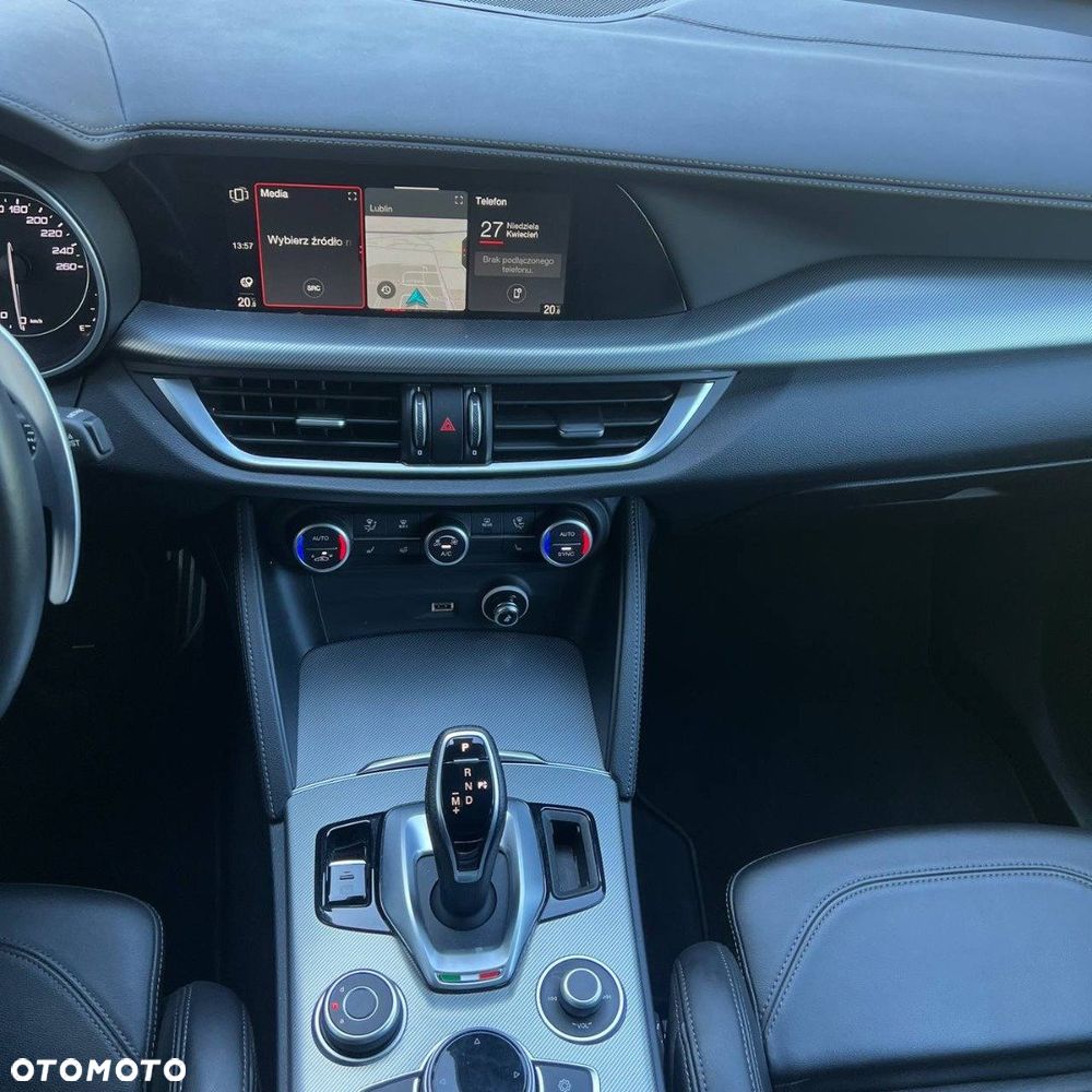 Alfa Romeo Stelvio 2.0 Turbo Veloce Q4 - 7
