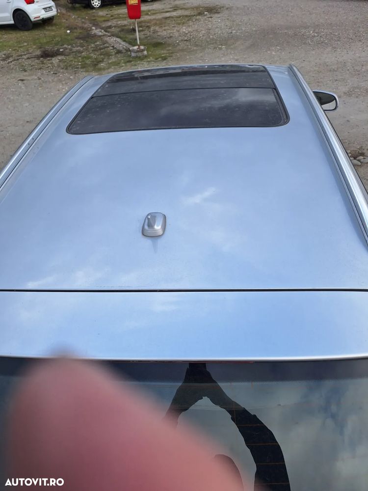 Audi A4 Avant 2.0 TDI - 6