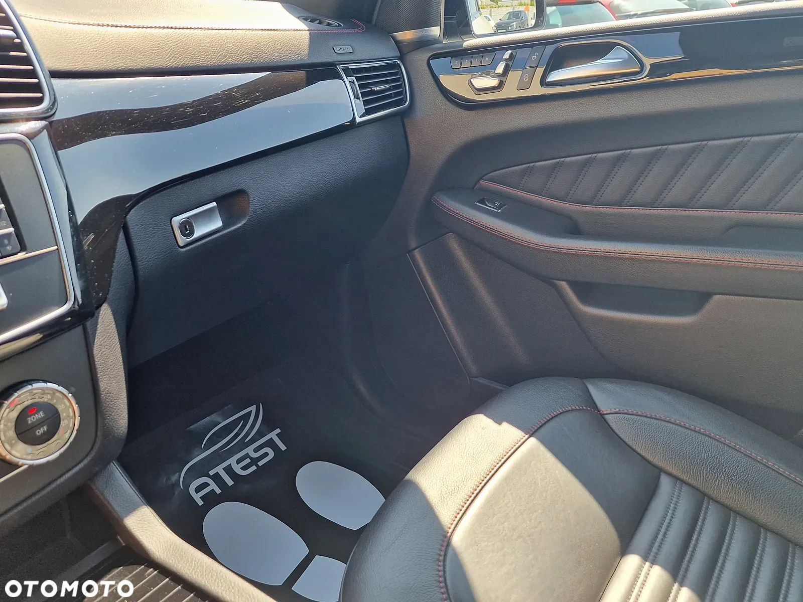 Mercedes-Benz GLE 350 d 4Matic 9G-TRONIC AMG Line - 32
