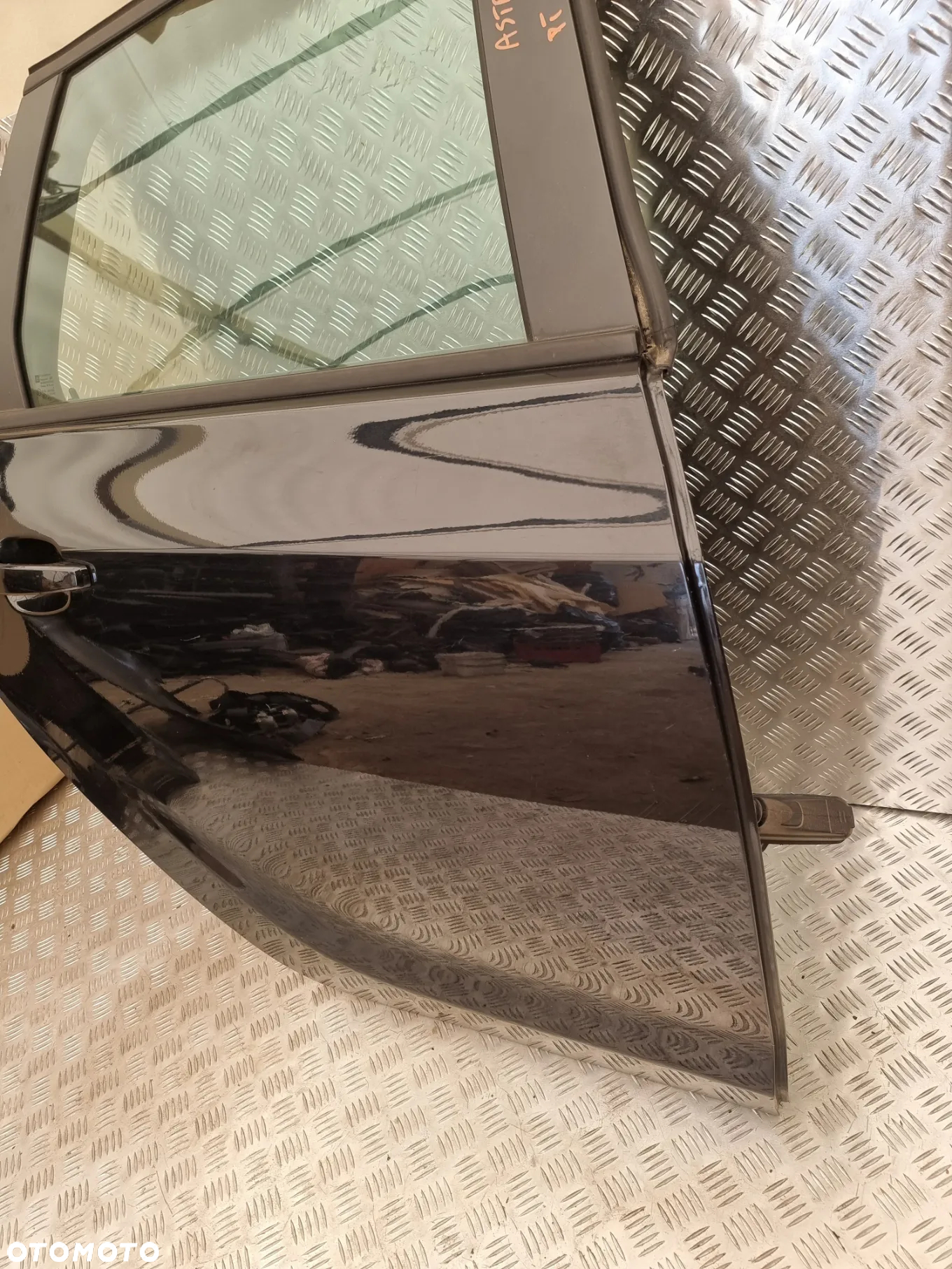 Z22c drzwi prawe tylne prawy tył opel astra j 4 kombi - 11