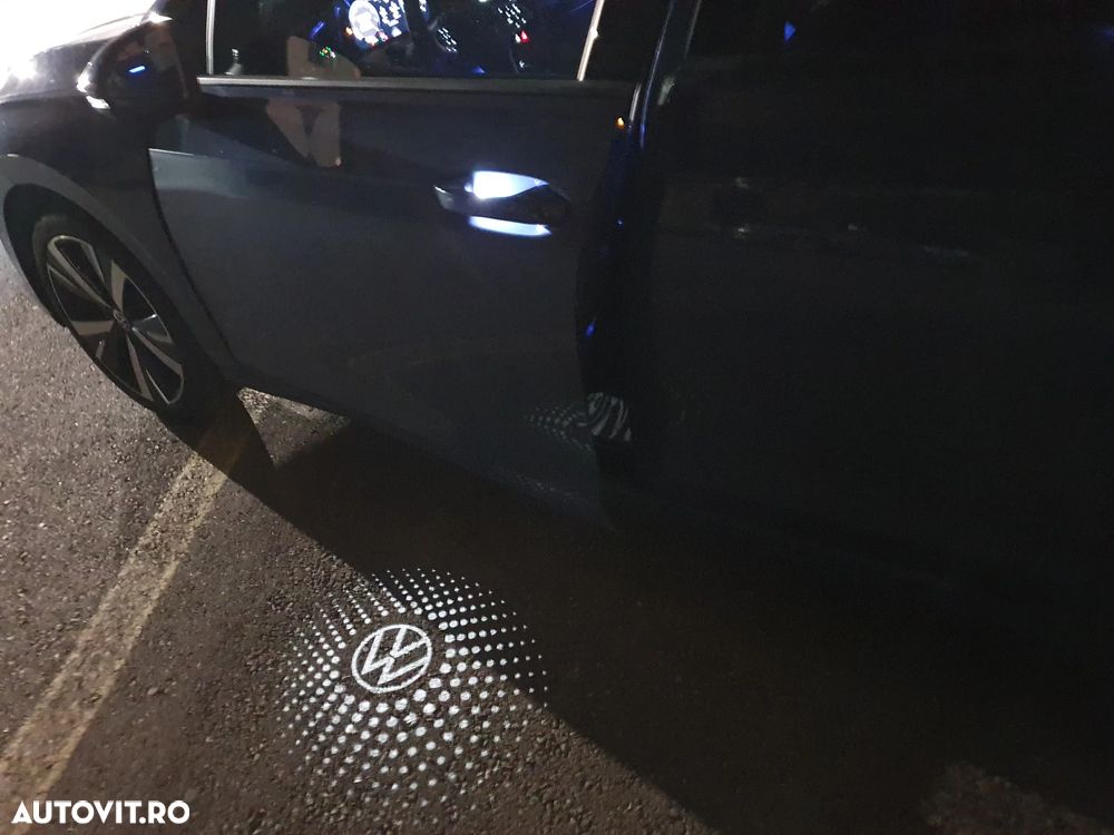 Volkswagen Golf 1.5 eTSI DSG MHEV Life - 19