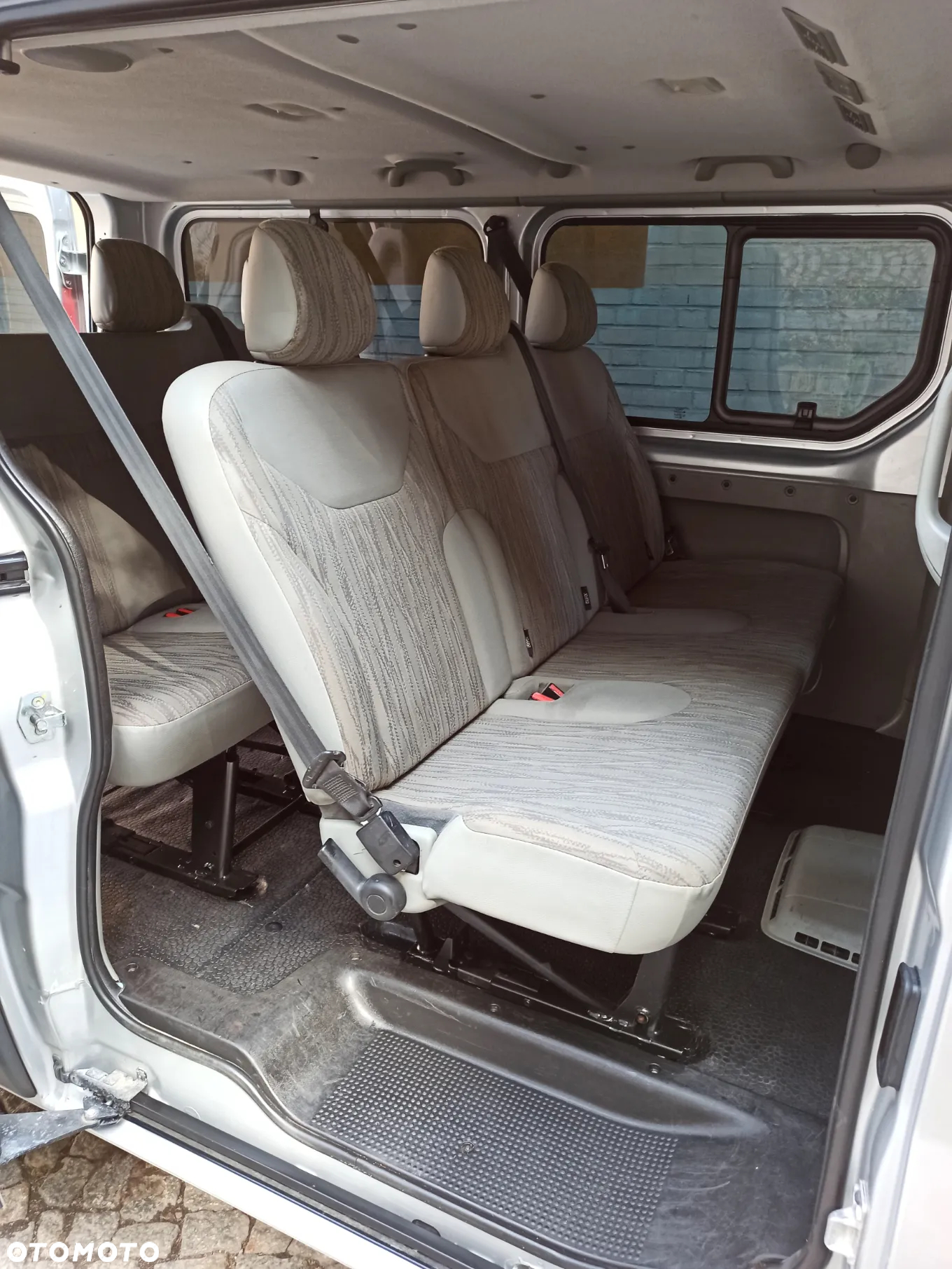 Opel Vivaro L2H1 2.9t Essentia - 6