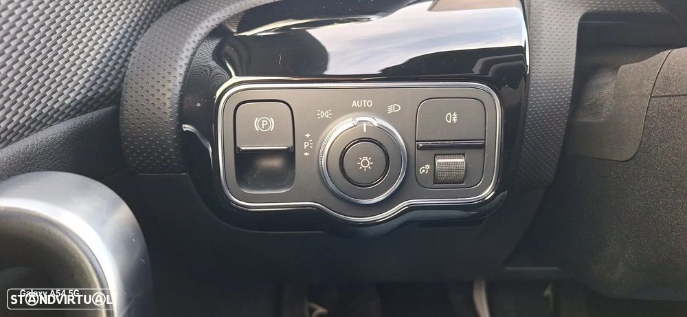 Mercedes-Benz A 250 e Progressive - 9