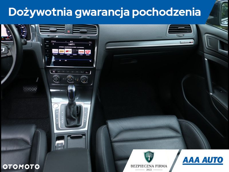 Volkswagen Golf - 9