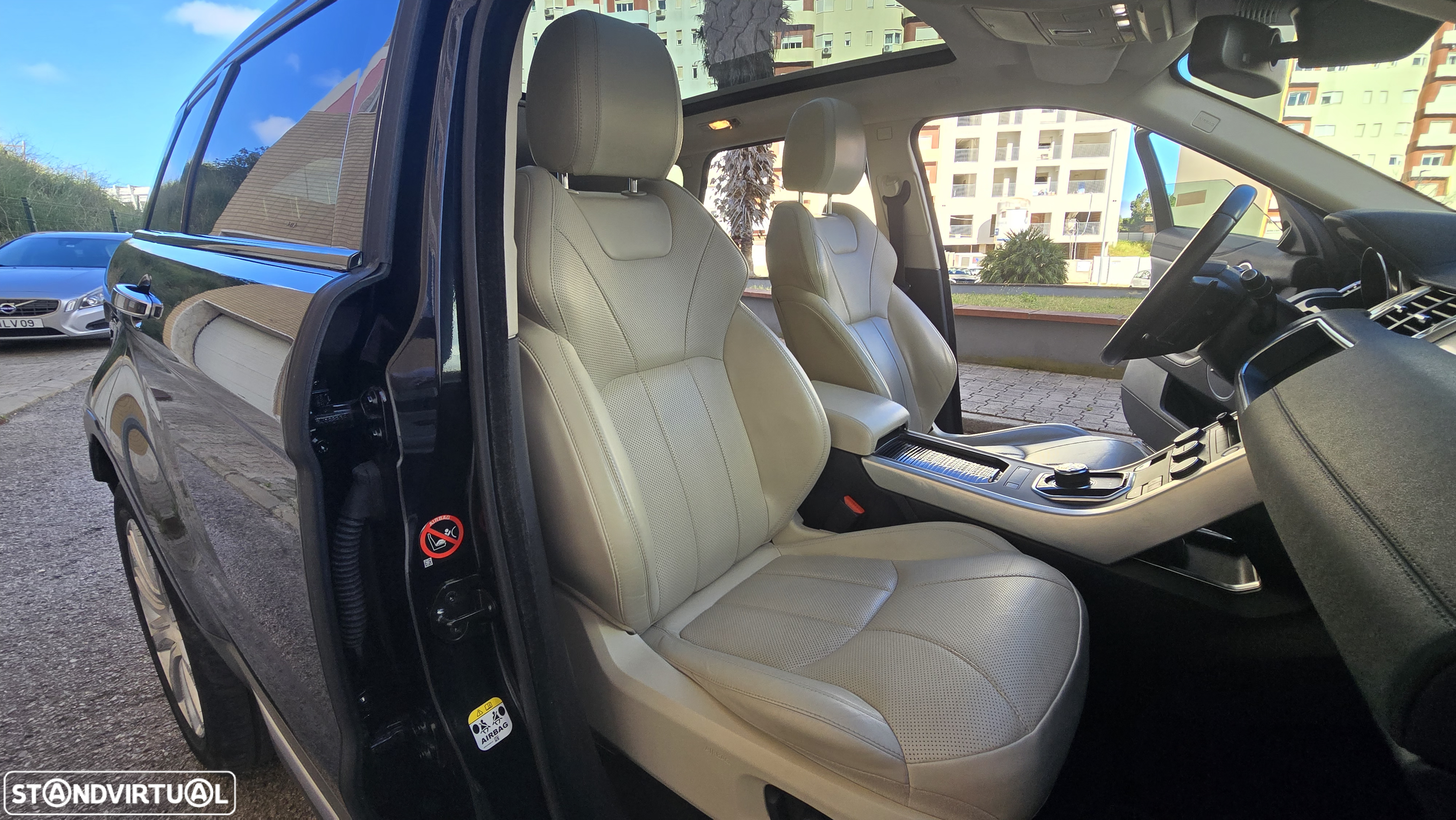 Land Rover Range Rover Evoque 2.0 TD4 SE Auto - 31