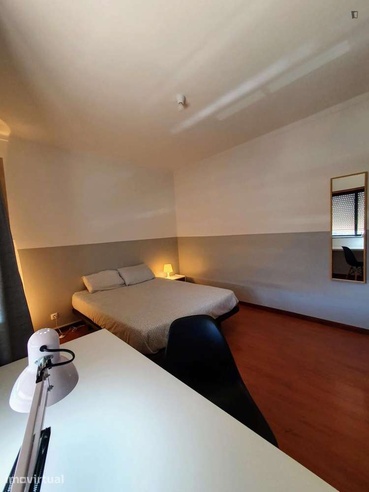 Quarto - localizado em Bairro do Sol Coimbra - Grande imagem: 3/14