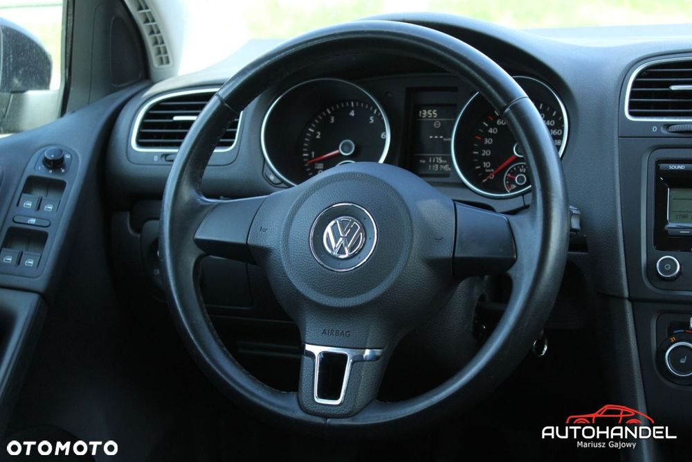 Volkswagen Golf - 9