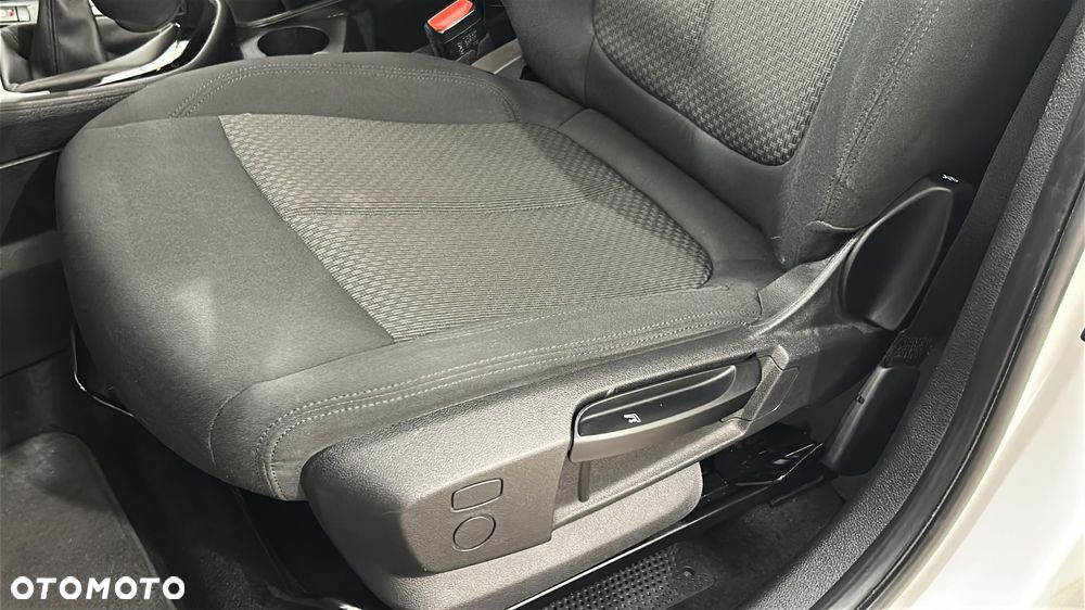 BMW Seria 2 218d Advantage - 18