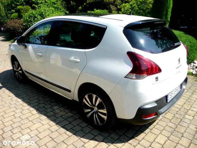 Peugeot 3008 2.0 HYbrid4 - 29