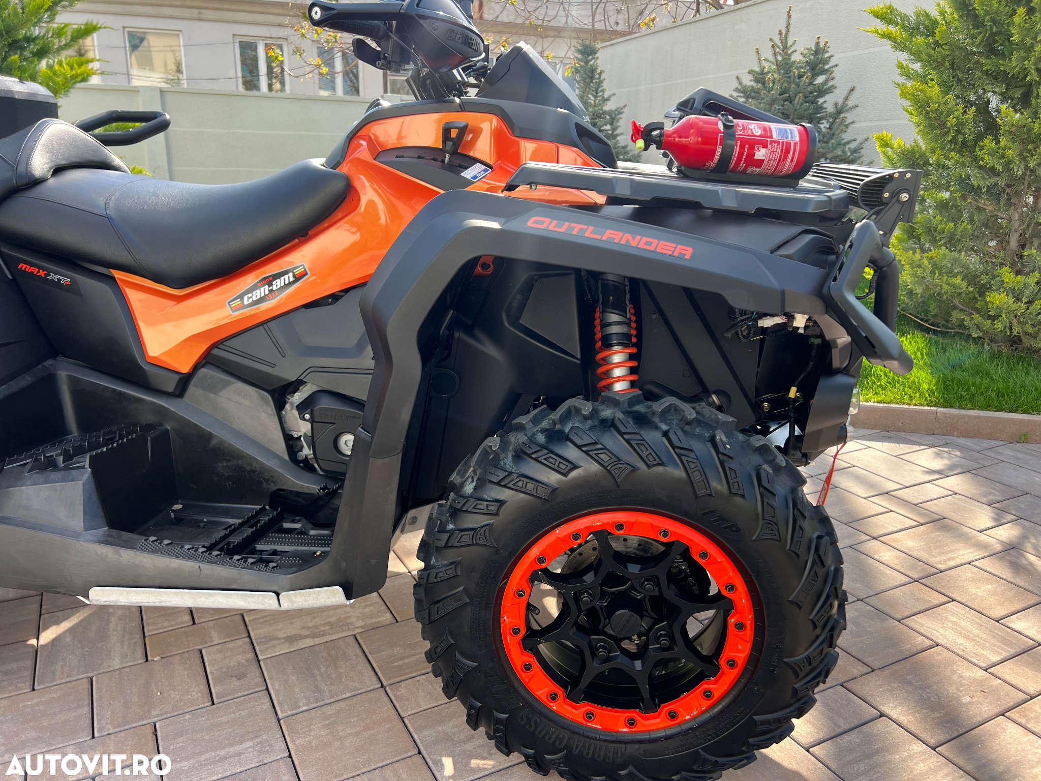 Can-Am Outlander Max - 7