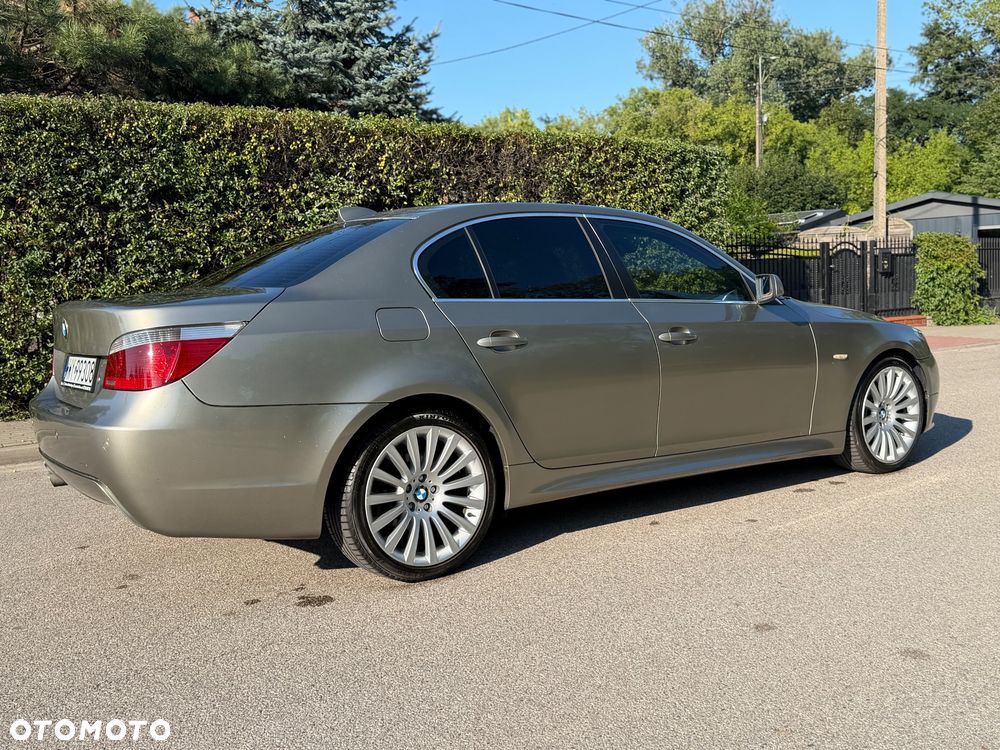 BMW Seria 5 530d - 23