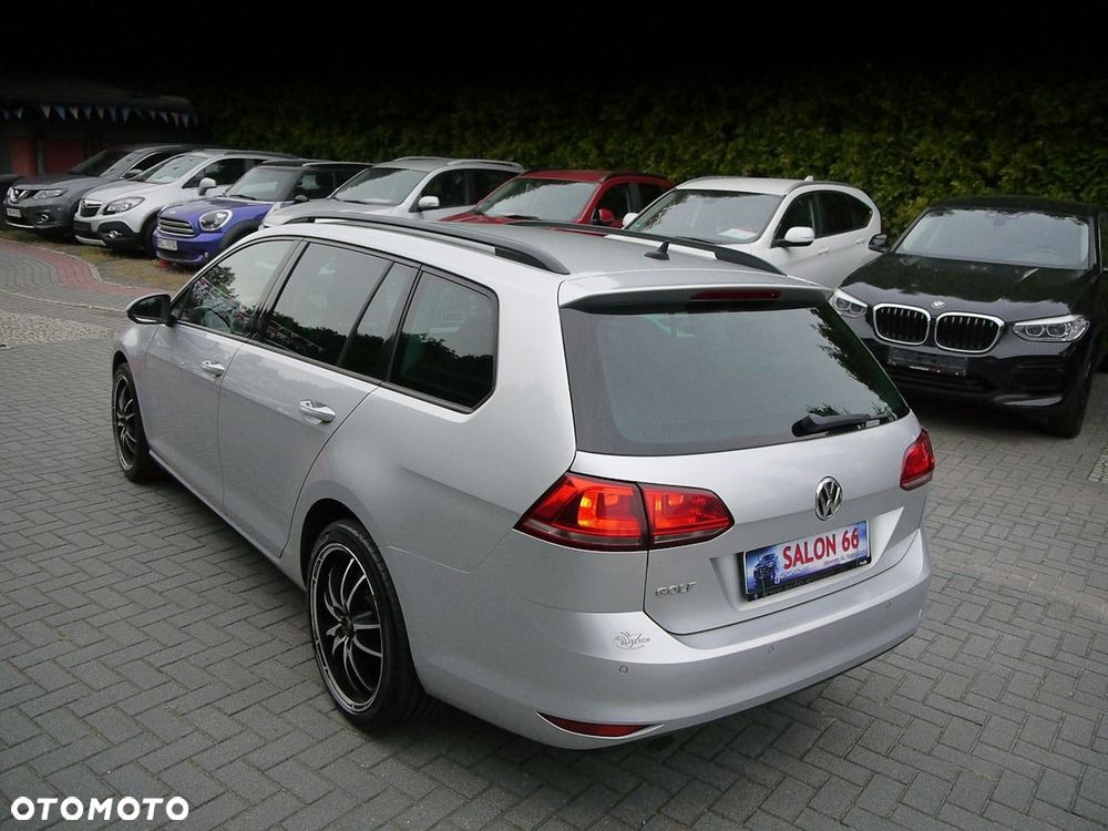 Volkswagen Golf 1.6 TDI BlueMotion Technology Comfortline - 6