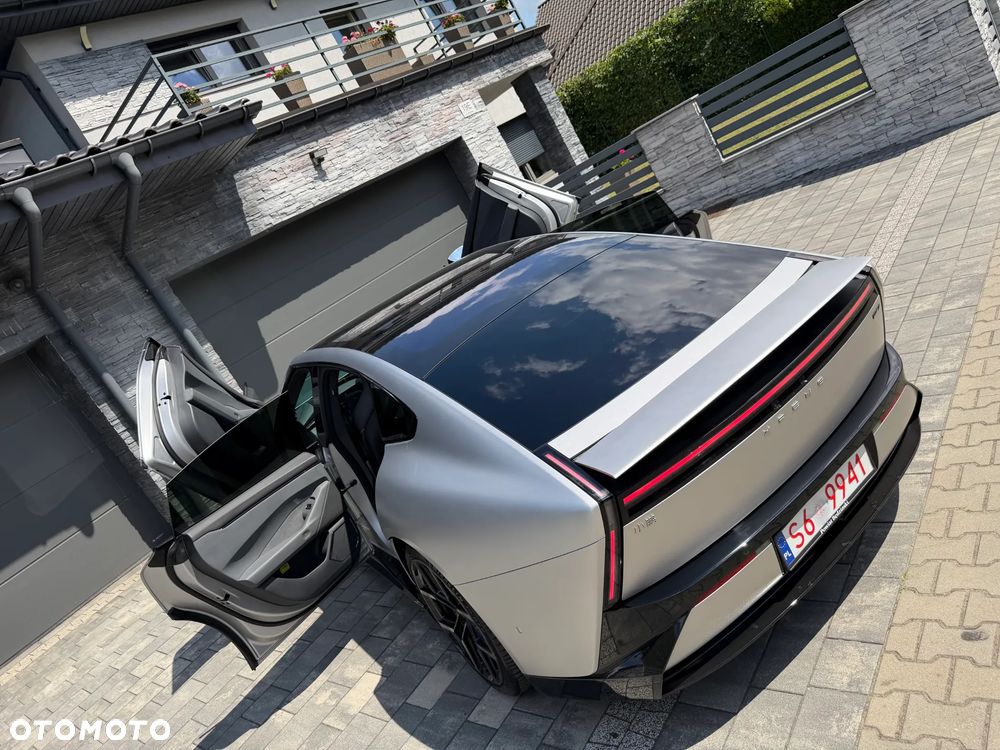 XPeng P7 - 18