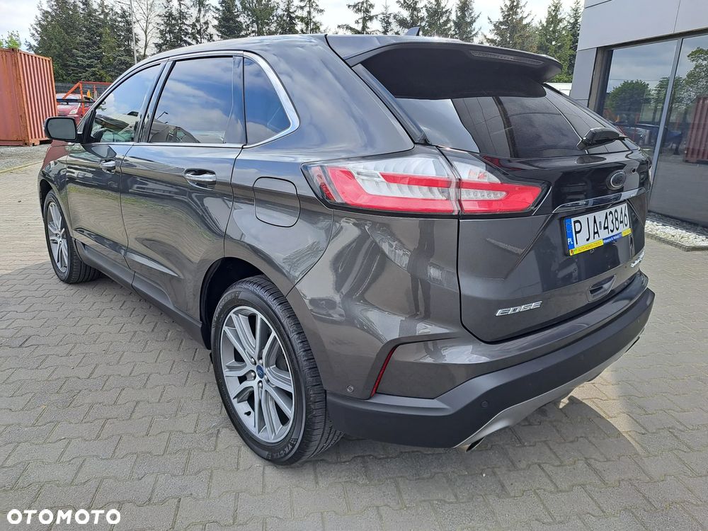 Ford Edge - 8