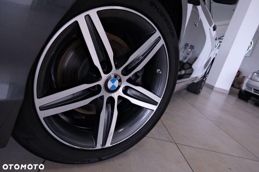 BMW Seria 1 118d Sport Line - 16