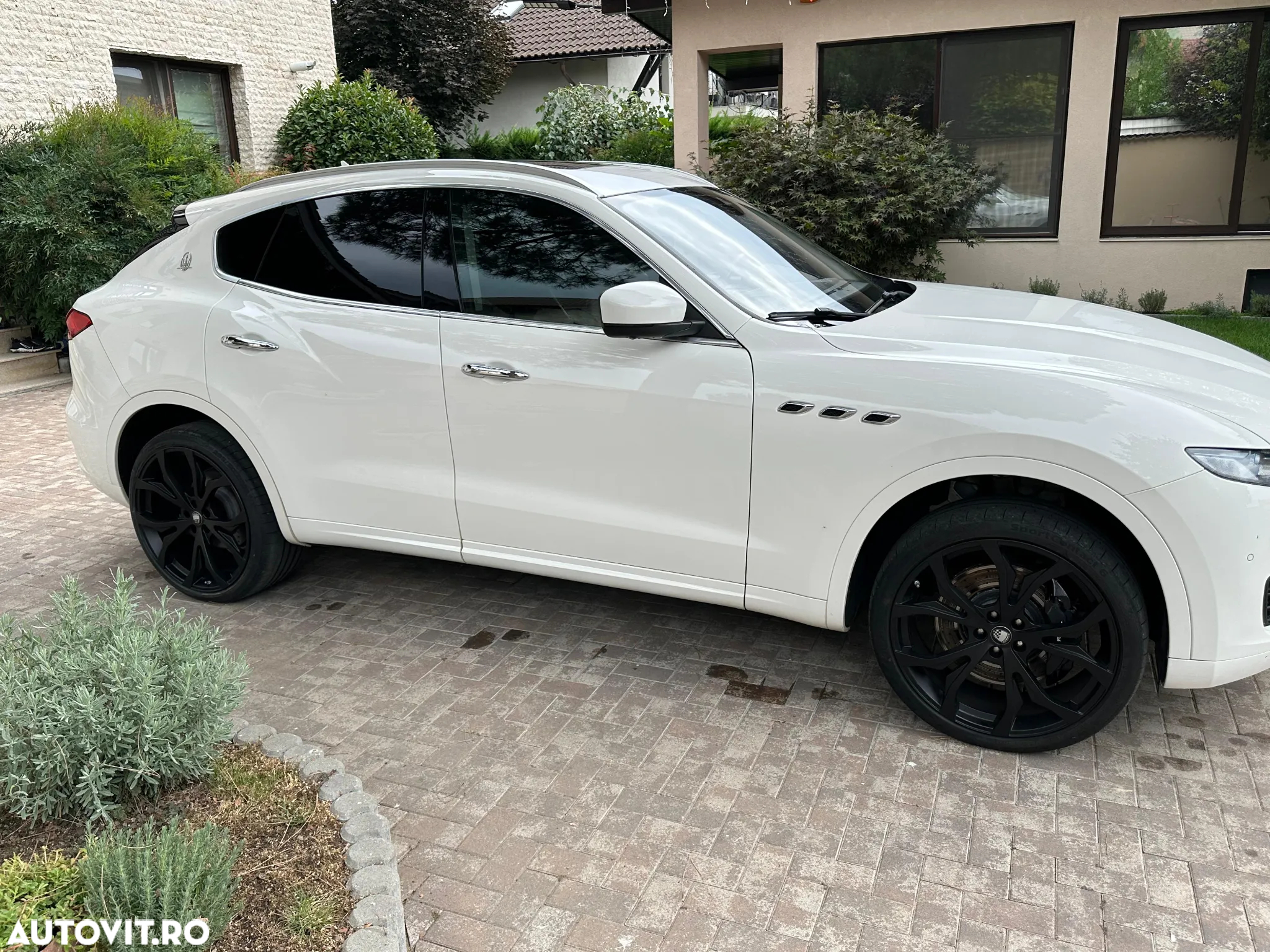 Maserati Levante S Q4 - 9