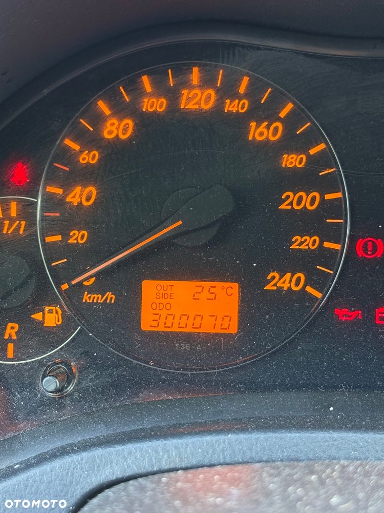 Toyota Avensis 1.8 VVT-i Combi - 15