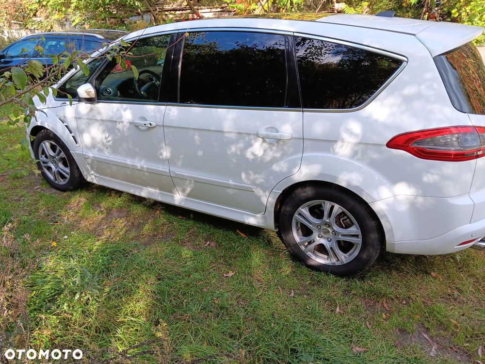 Ford S-Max - 37