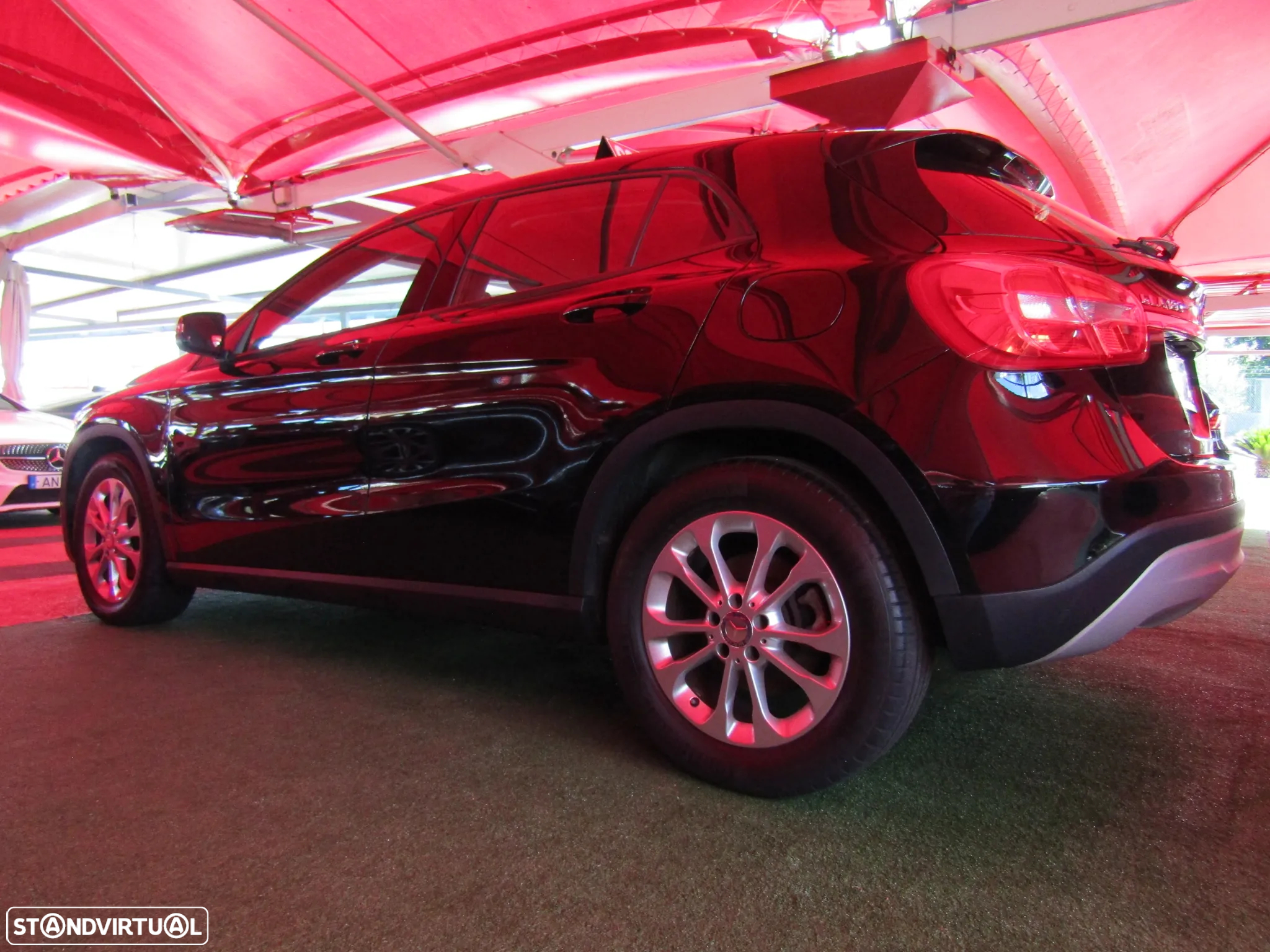 Mercedes-Benz GLA 180 d Style - 12