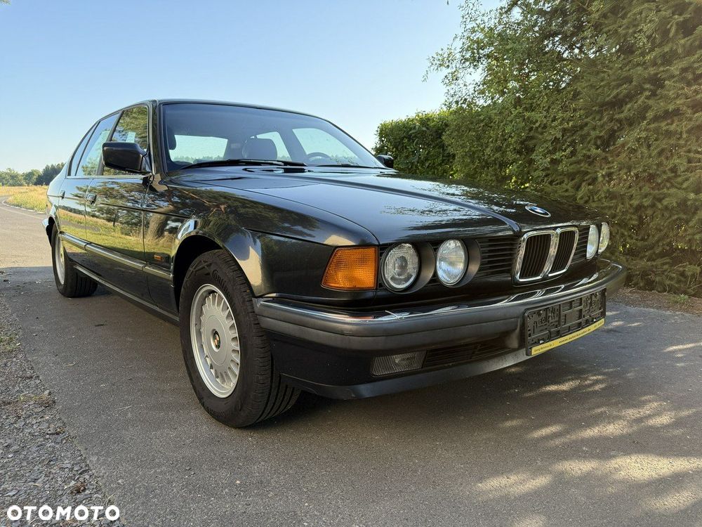 BMW Seria 7 - 22