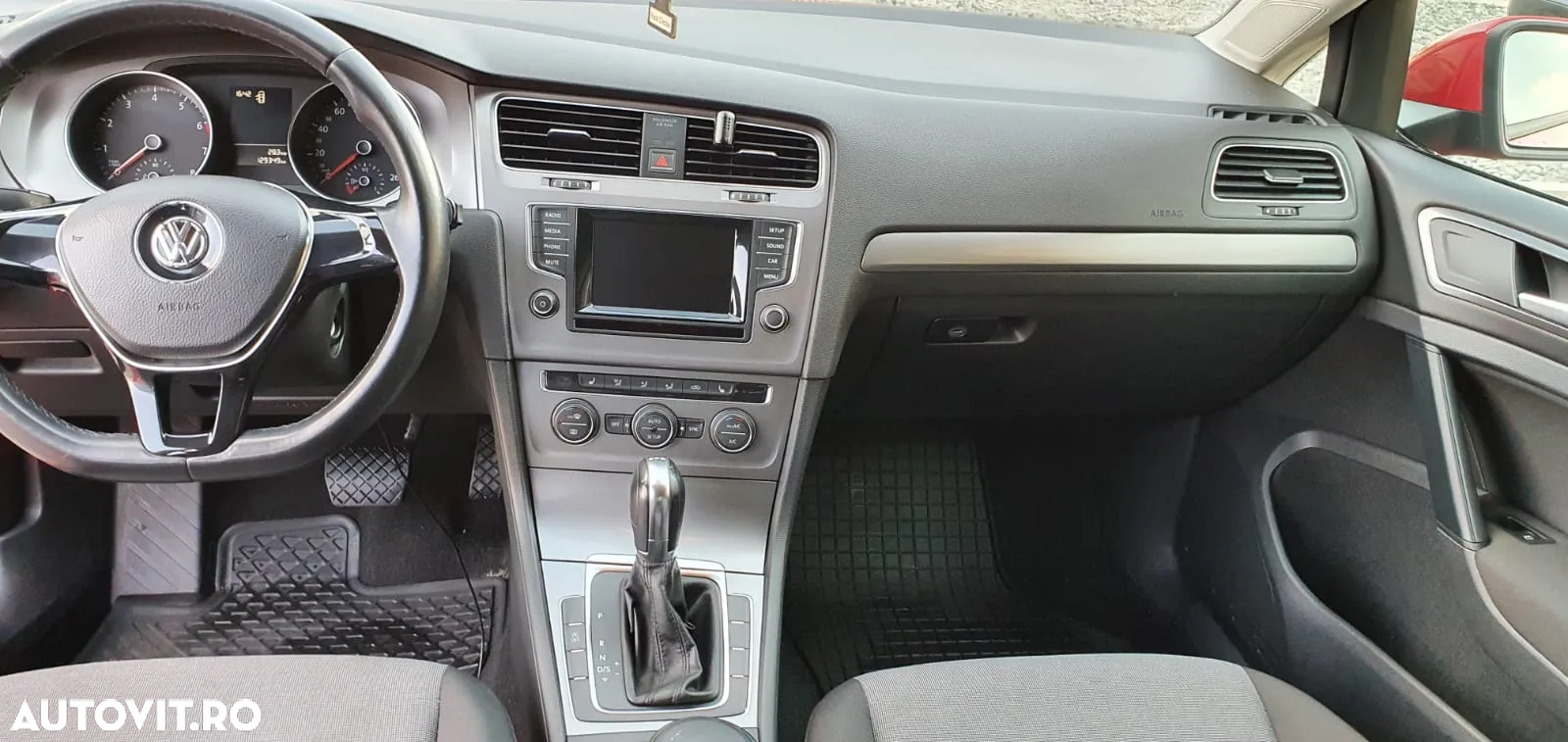 Volkswagen Golf 1.2 TSI Comfortline DSG BlueMotion Technology - 8