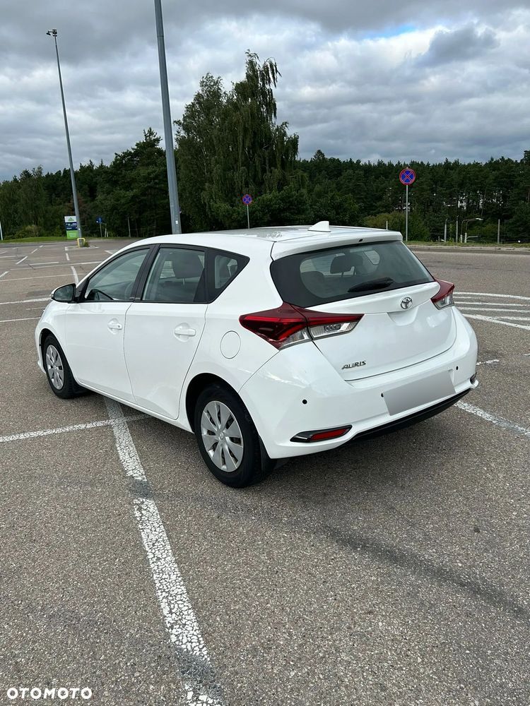 Toyota Auris 1.33 VVT-i Active - 18