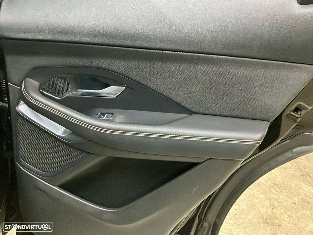 Jaguar E-Pace 2.0 i4D R-Dynamic - 24