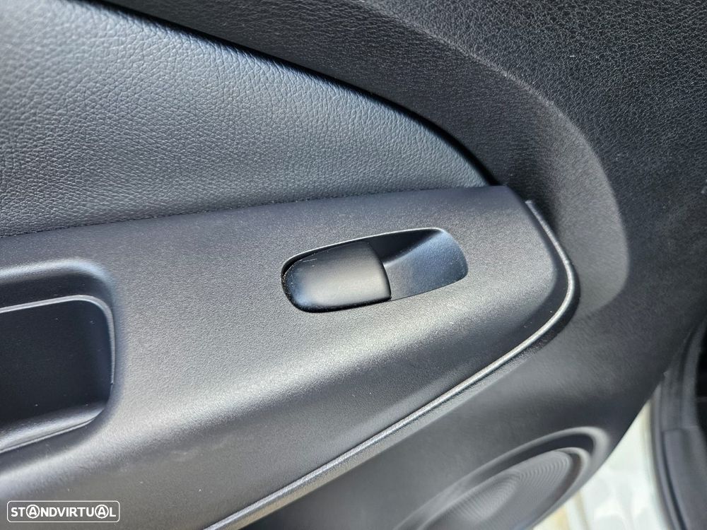 Nissan Juke 1.0 DIG-T N-Connecta - 42