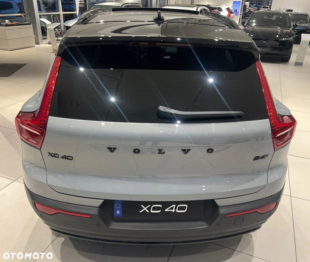 Volvo XC 40 B4 B AWD DKG RDesign - 5