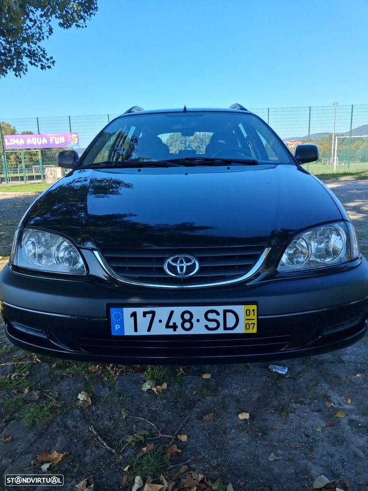 Toyota Avensis - 2