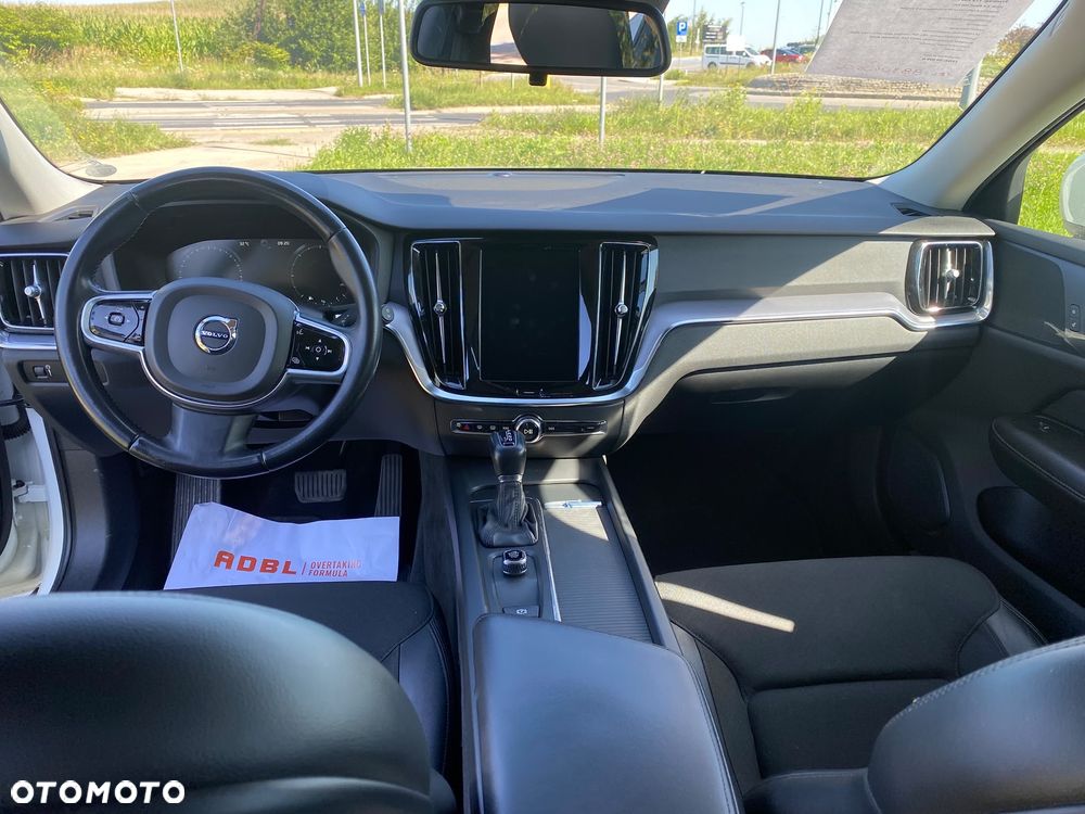 Volvo V60 Cross Country D4 Geartronic Pro - 17
