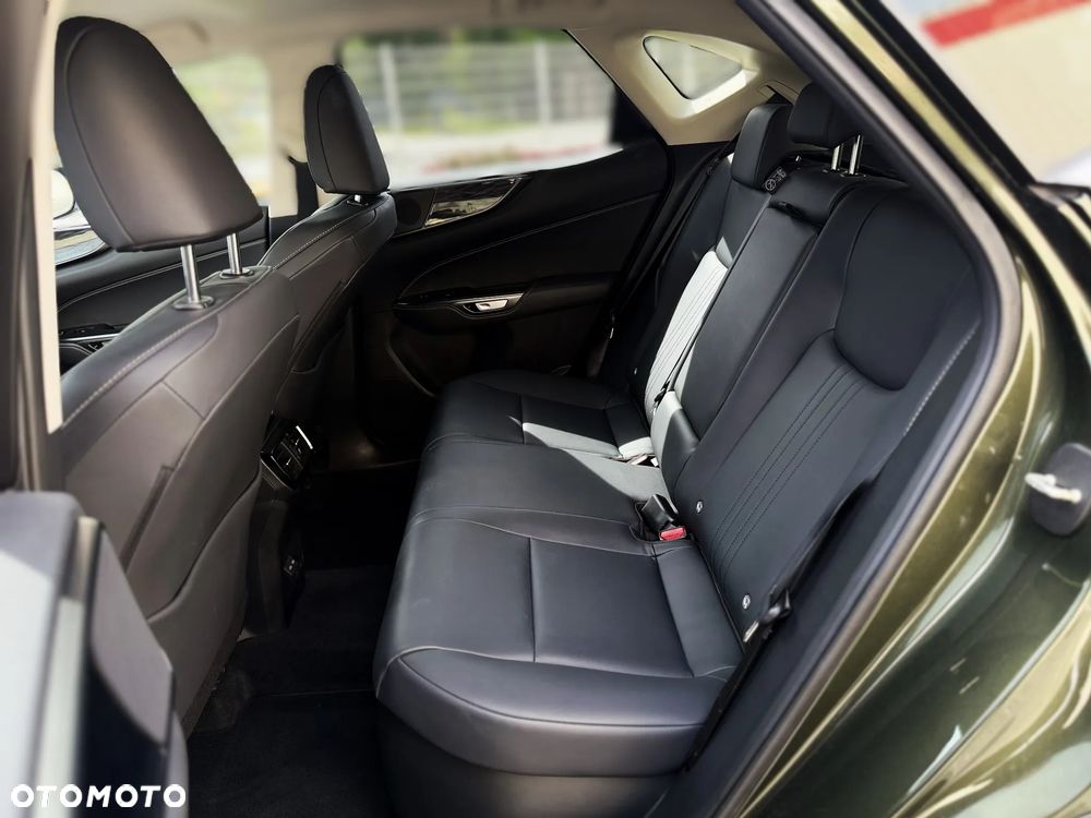Lexus NX 350h Prestige 2WD - 19