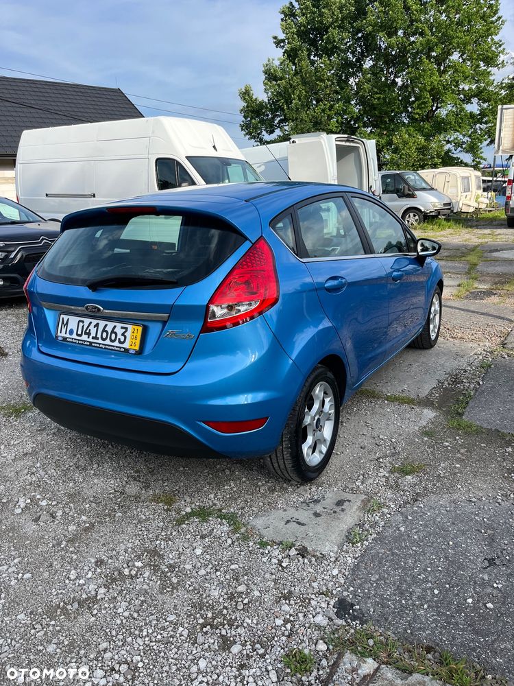Ford Fiesta 1.25 Champions Edition - 5