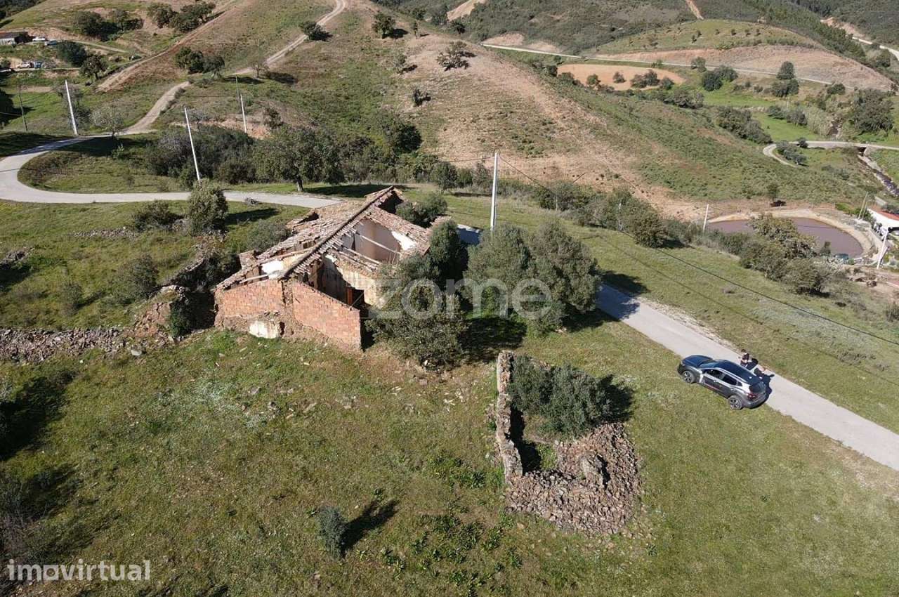 Fantástica Moradia para recuperar c/ 170m2, São Bartolomeu de Messi... - Grande imagem: 4/19