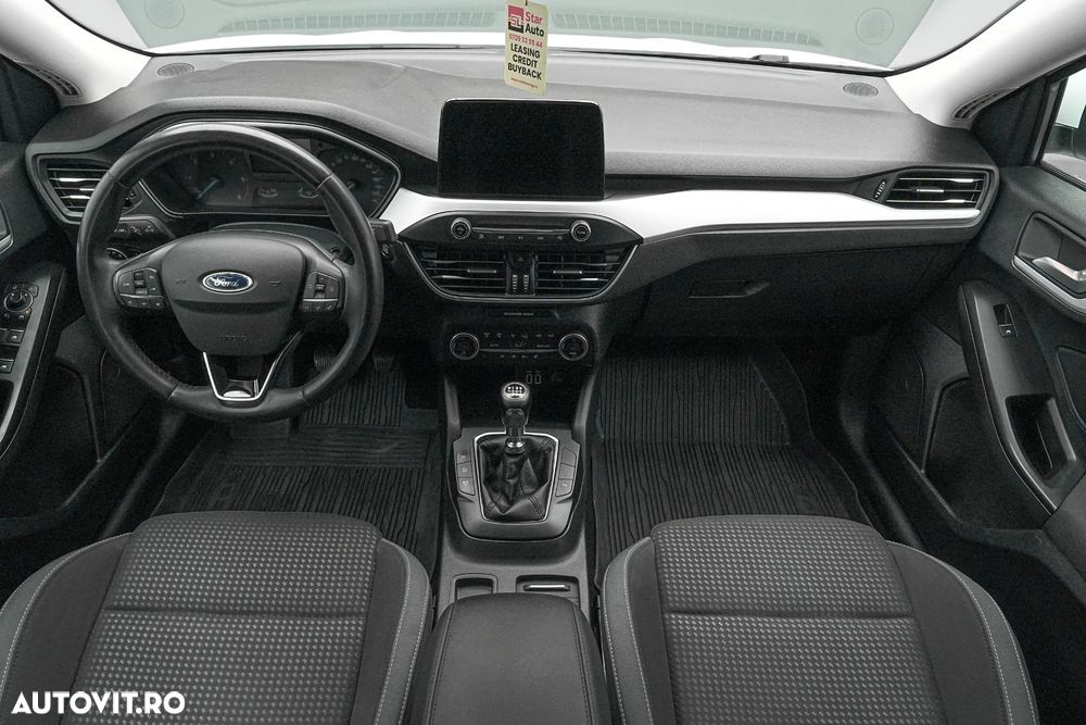 Ford Focus 1.0 EcoBoost Titanium Business - 8