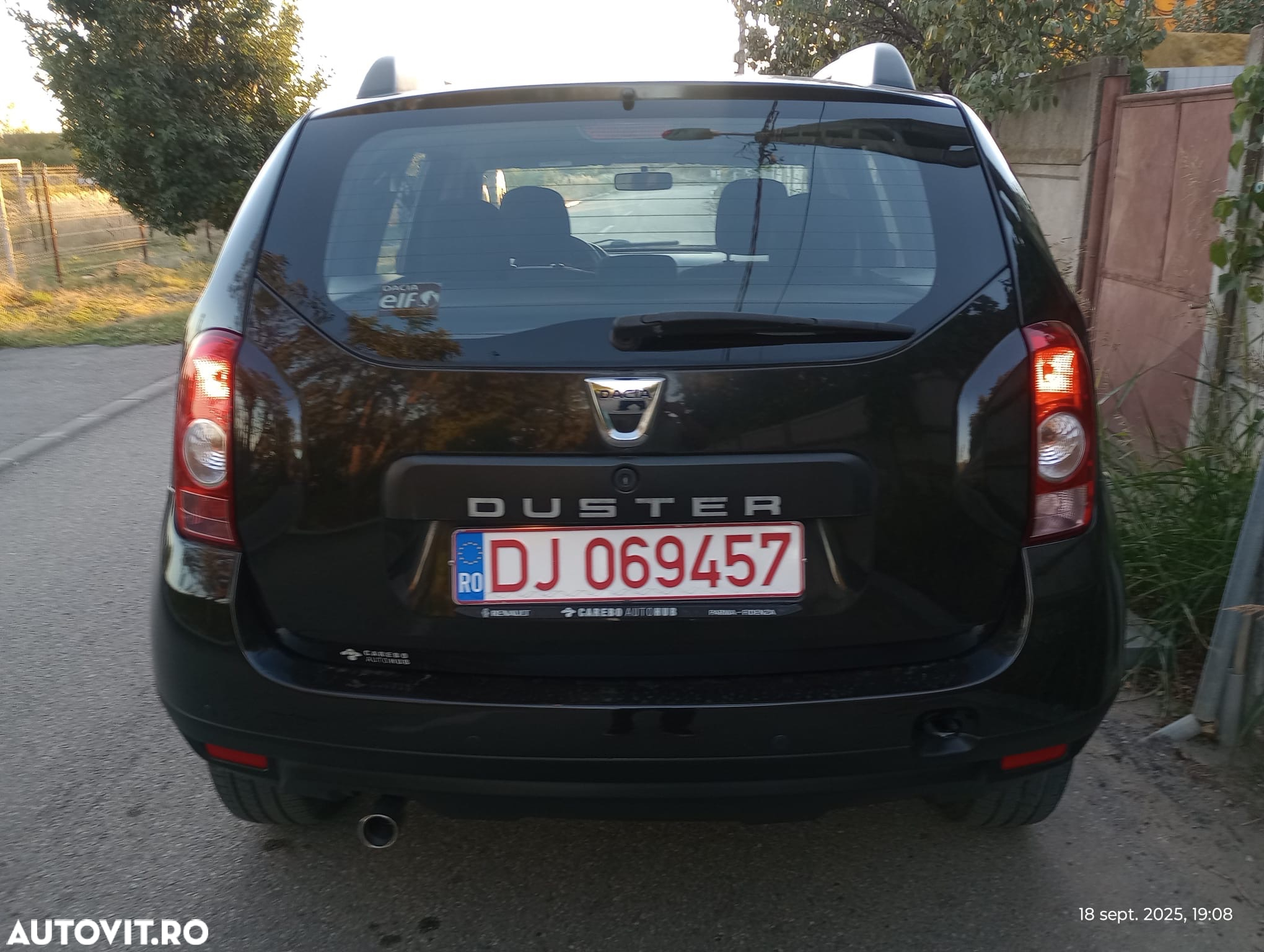 Dacia Duster 1.6 4x2 Laureate - 10