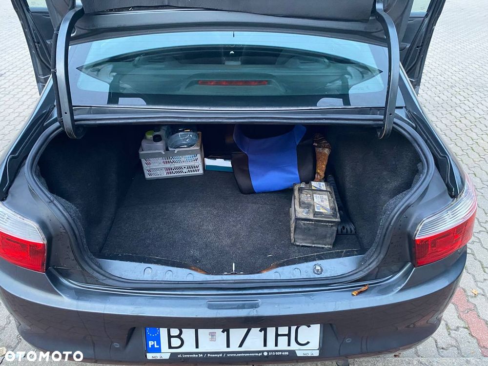 Citroën C-Elysée - 10
