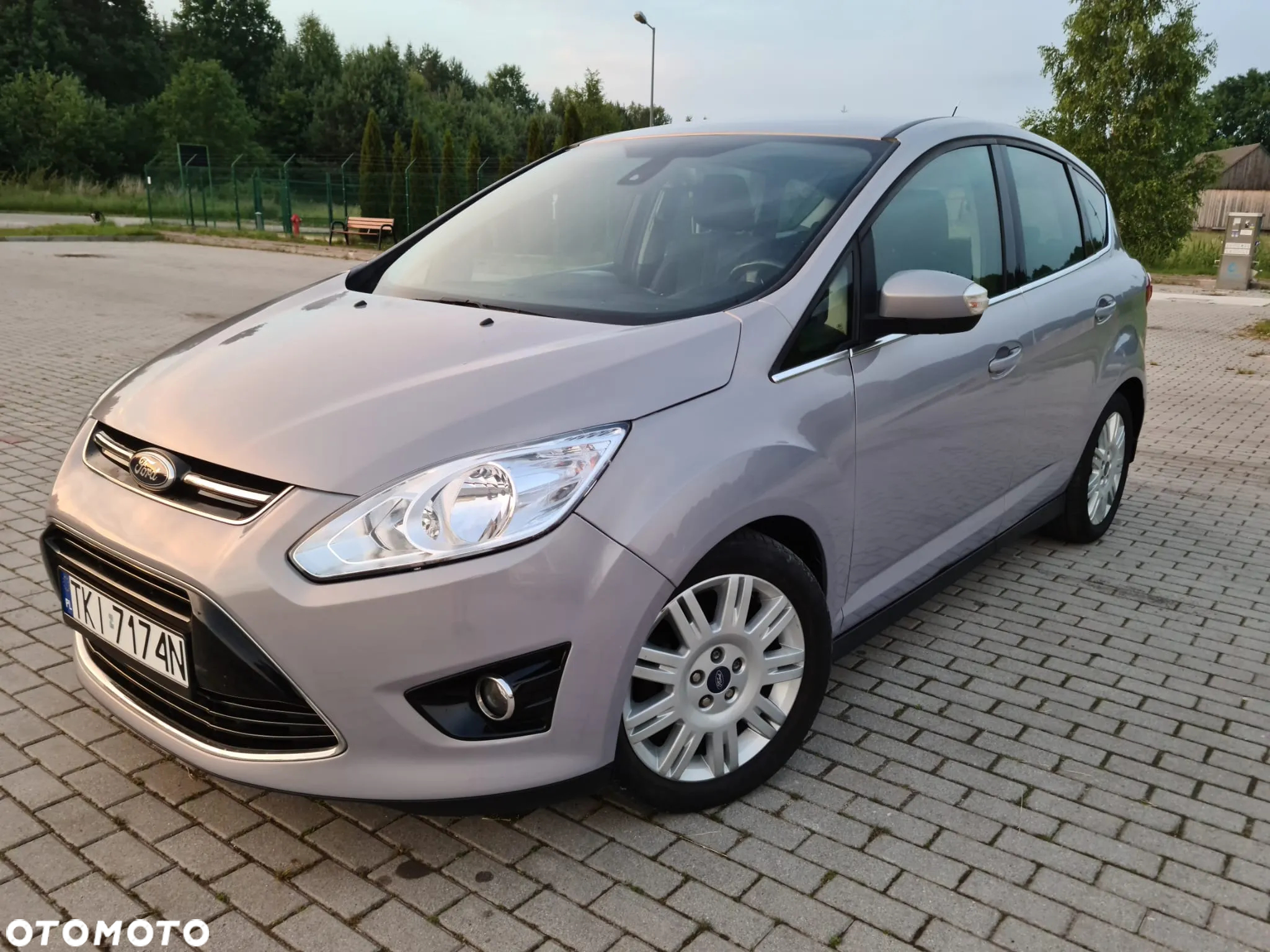 Ford C-MAX - 11