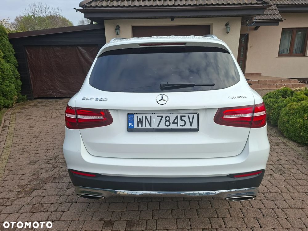 Mercedes-Benz GLC 300 4Matic 9G-TRONIC - 3