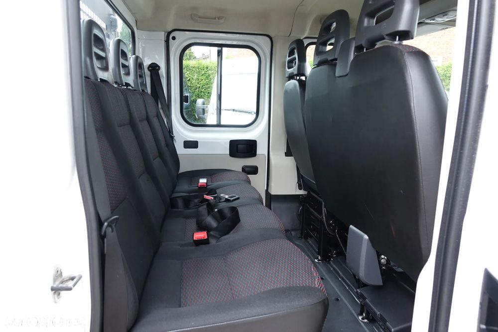 Citroën Jumper 7-osobowy DOKA + skrzynia ładunkowa - 10