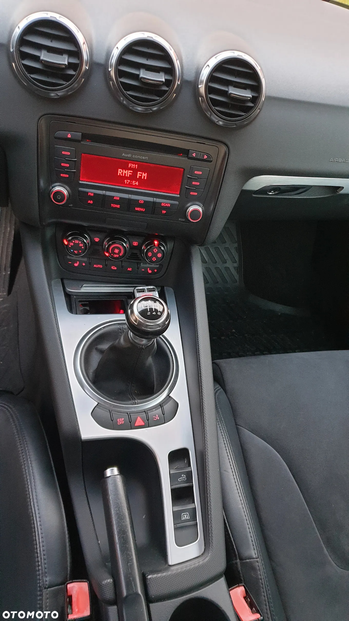 Audi TT 2.0 TDI Quattro - 17