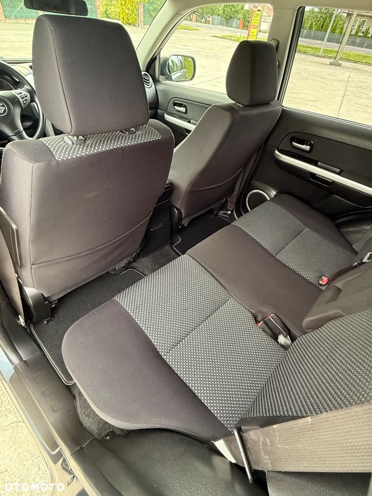 Suzuki Grand Vitara 2.0 Comfort Family - 18