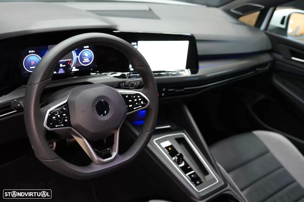 VW Golf 2.0 TDI GTD DSG - 22