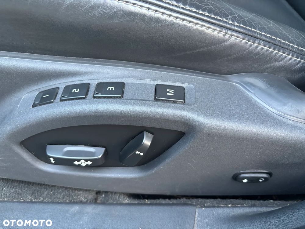 Volvo XC 70 - 16