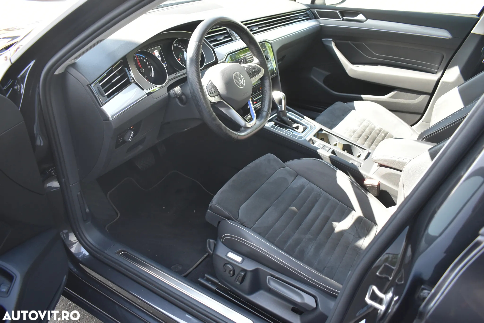Volkswagen Passat 1.4 TSI Plug-In-Hybrid DSG GTE - 9
