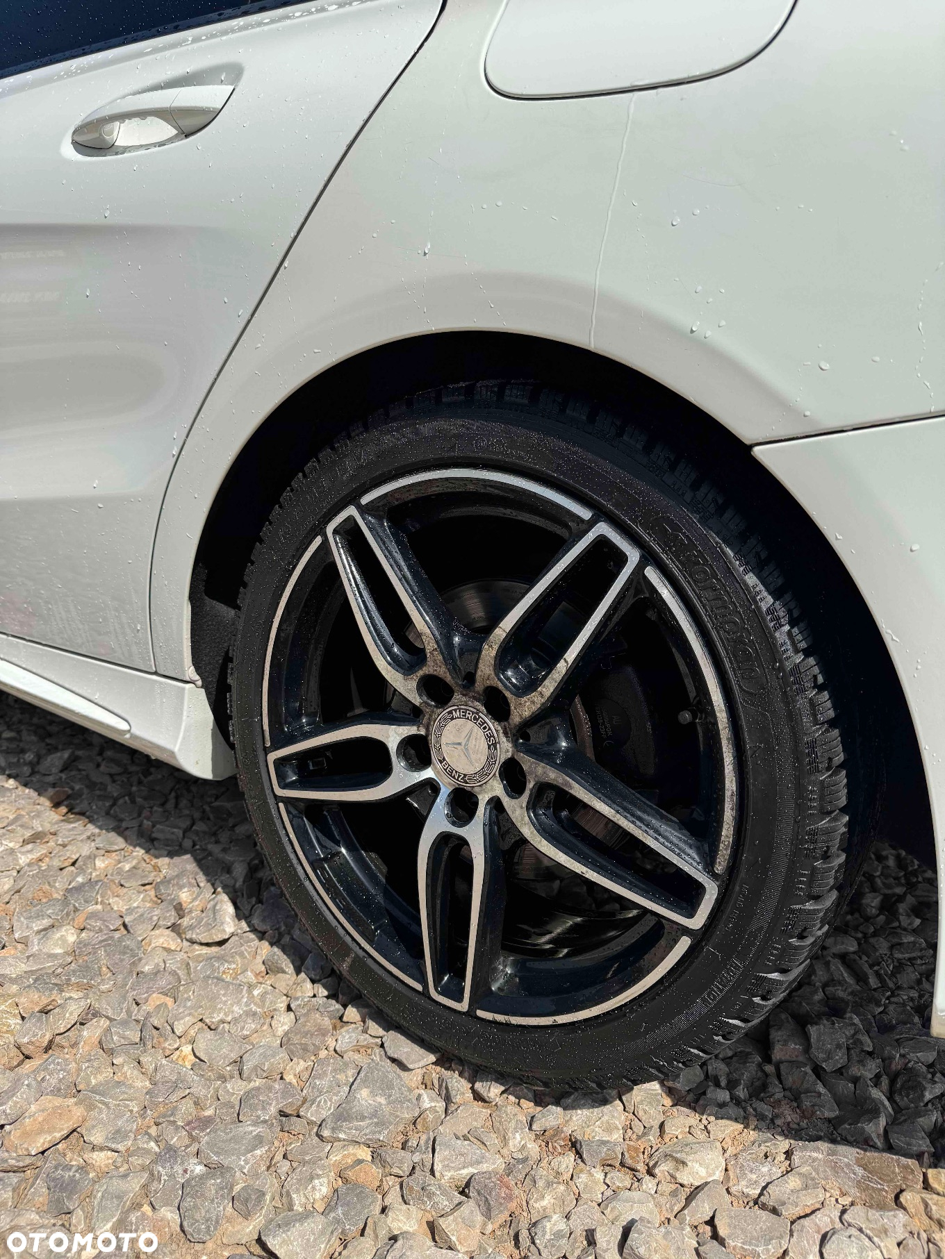 Mercedes-Benz CLA 220 4-Matic AMG Line - 18