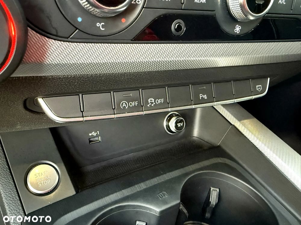 Audi A4 Avant 2.0 TDI quattro sport - 31