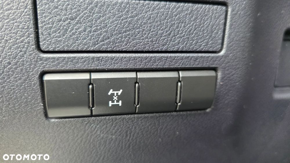 Lexus NX 200t Elite AWD - 27