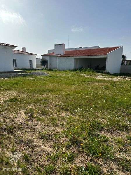 Moradia T4  Vale de Santarém - Santarém - Grande imagem: 2/6