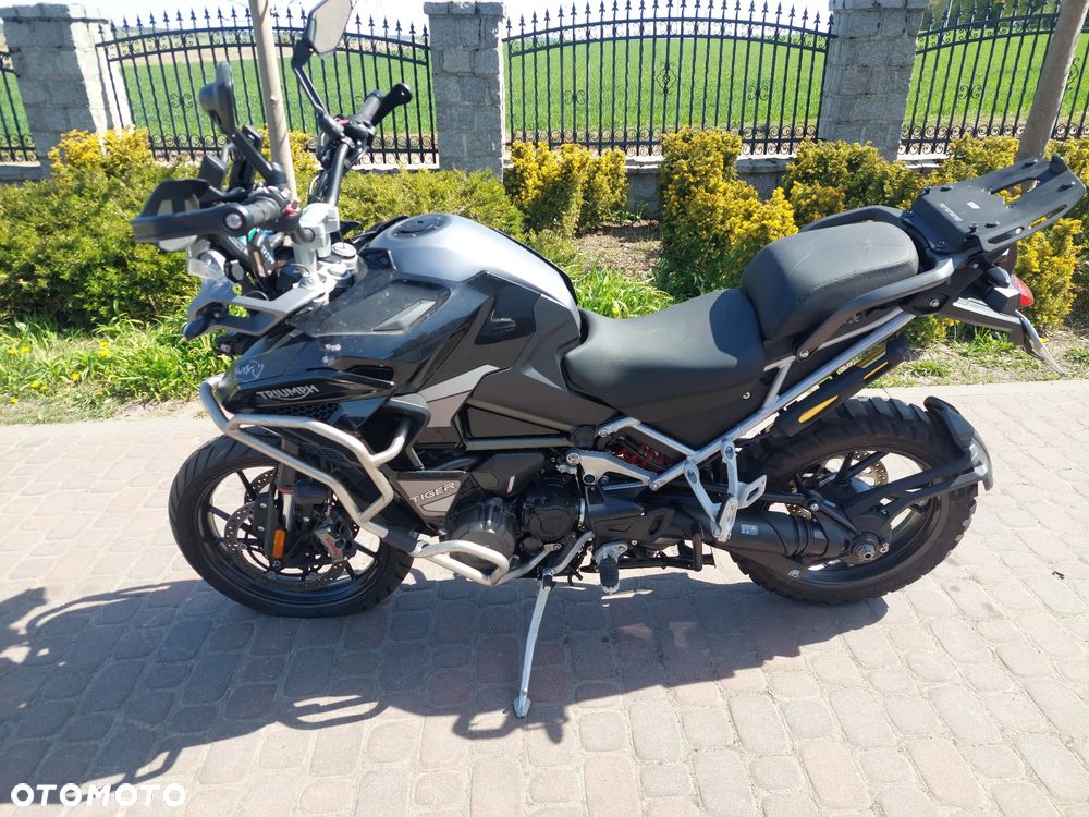 Triumph Tiger - 2